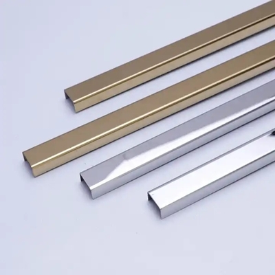 良い価格 磨かれたステンレス鋼のタイルのトリムのプロフィールの装飾U字型0.28mm 0.25mm オンライン