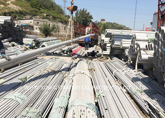 良い価格 酸の白い液体の交通機関のための終わりのステンレス製の継ぎ目が無い管/SS 304の継ぎ目が無い管 オンライン