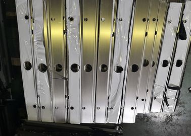良い価格 習慣304の等級のステンレス鋼は薄板金特定のサイズにカットされたIsoの証明を打ち抜きました オンライン